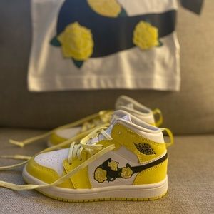 Air Jordan 1 Mid SE GS